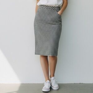 Karen Millen Black and White Pencil Skirt
